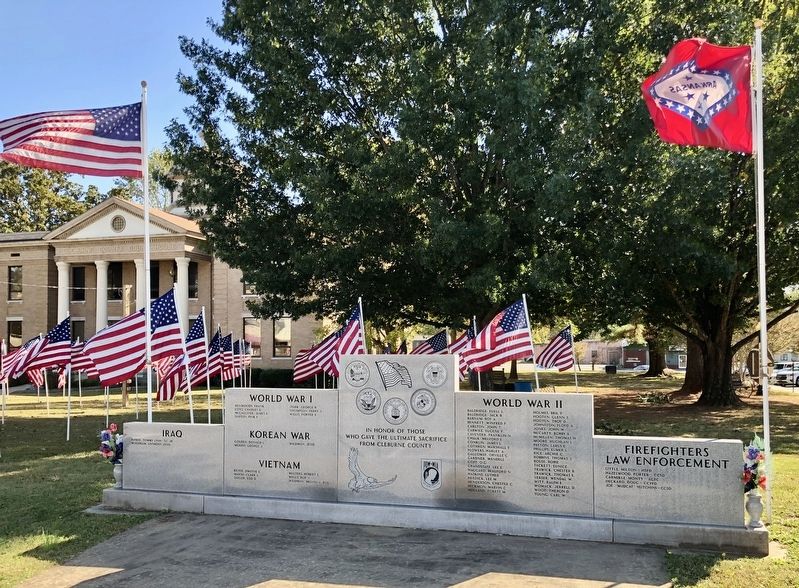 Cleburne County War Memorial	 image. Click for full size.