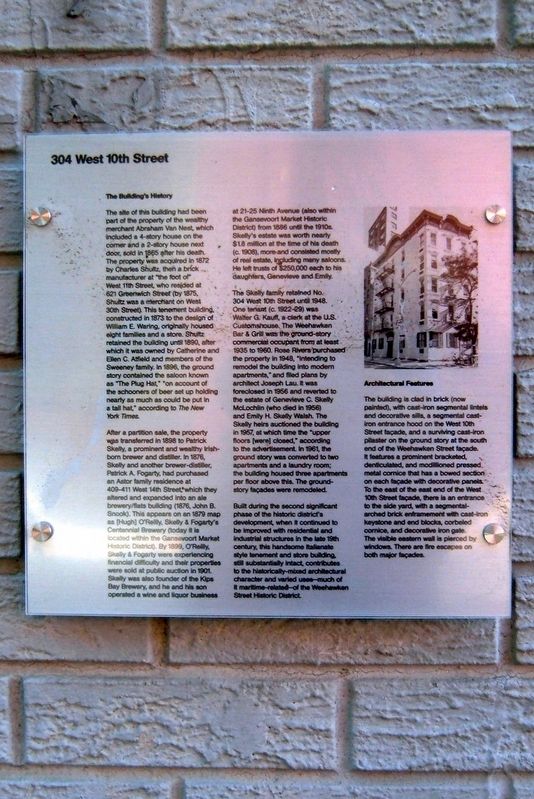 304 West 10th Street Marker image. Click for full size.