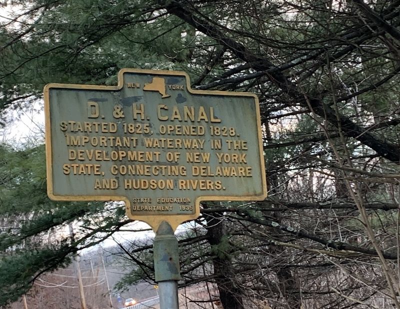 D&H Canal Marker image. Click for full size.