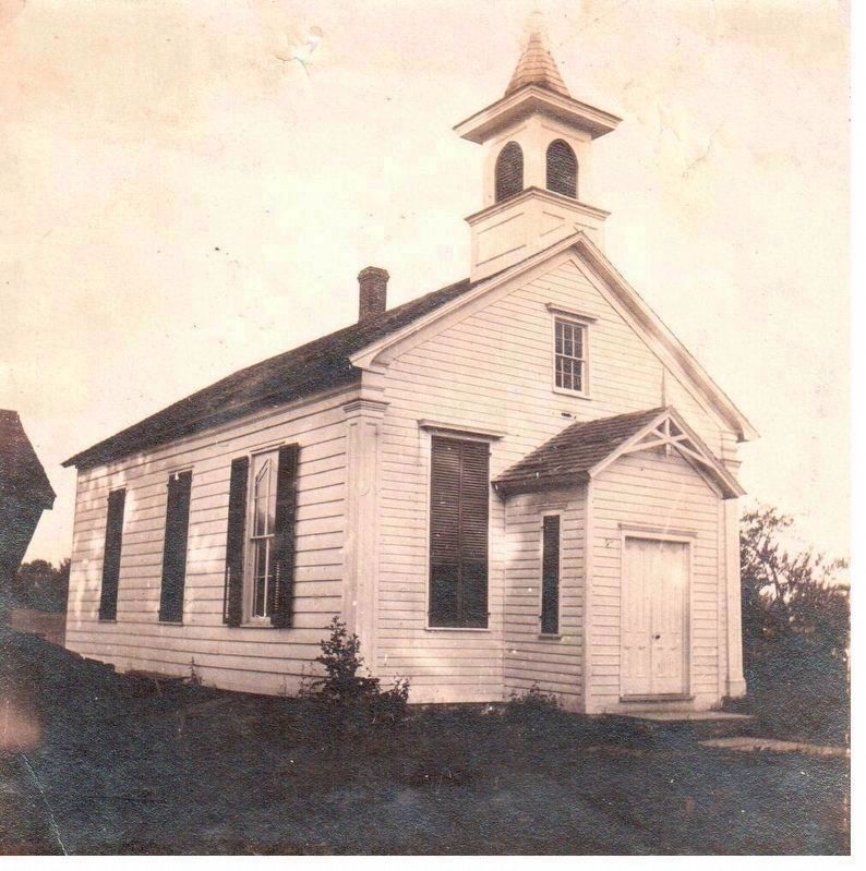 The original Franklin Lakes United Methodist Church on Circle Ave. image. Click for full size.