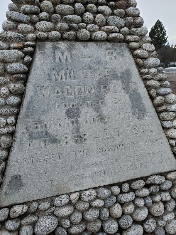 M-R Military Wagon Road Marker image. Click for full size.