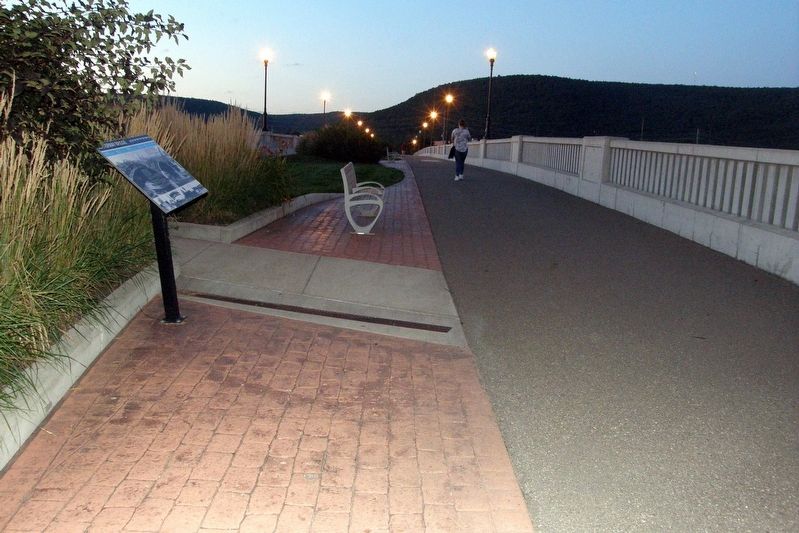 Centerway Bridge Marker. Click for full size. Centerway Bridge Marker image. Click for full size.