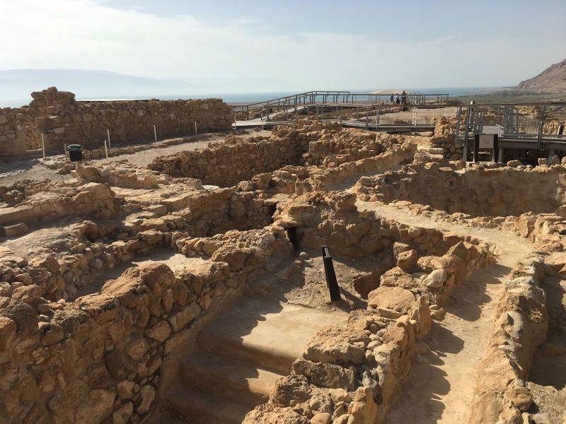 Ancient Qumran ruins image. Click for full size.
