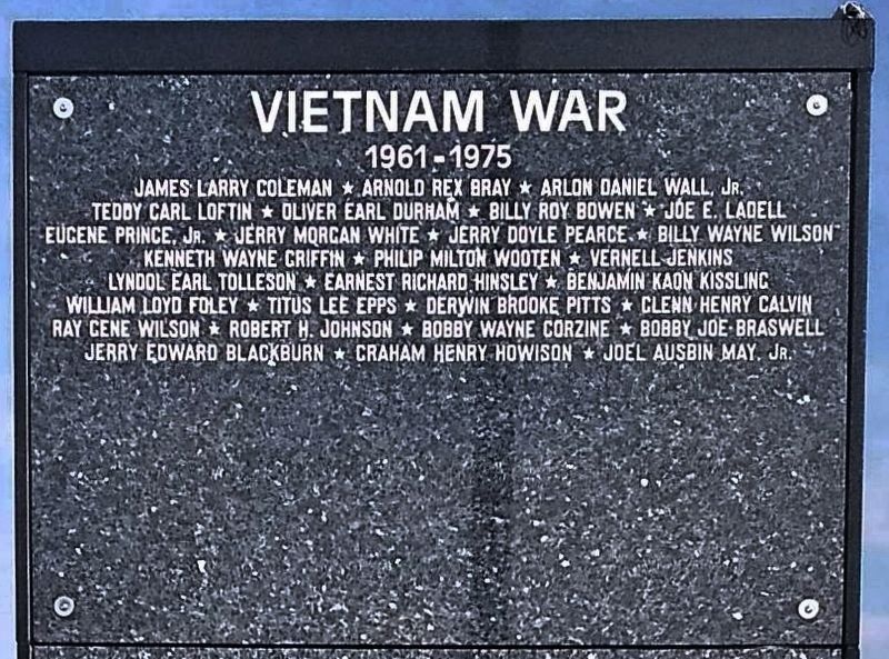 Nearby Vietnam War panel of names on Ring of Honor. image. Click for full size.