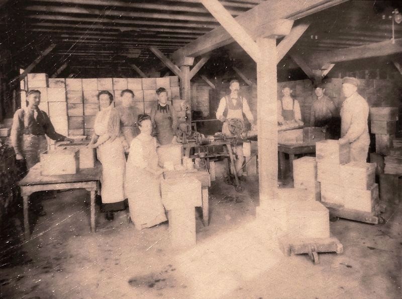 Marker detail: Working at the Merrell-Soule Cannery (1907) image. Click for full size.