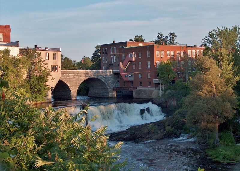 Middlebury Falls (<i>looking south from near marker</i>) image. Click for full size.