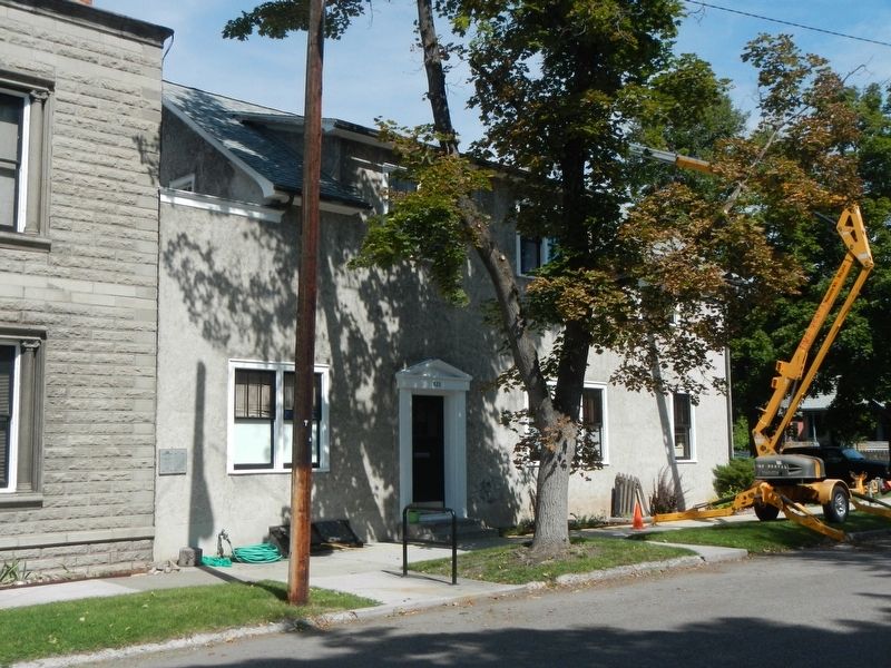 Taxidermist Shop and Warwick Apartments and Marker image. Click for full size.