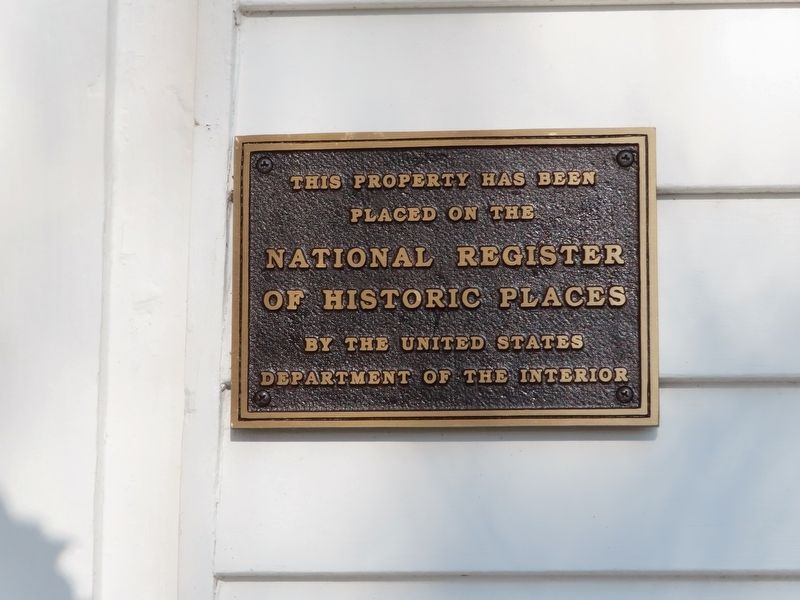 Isaac Huntting Homestead Plaque image. Click for full size.