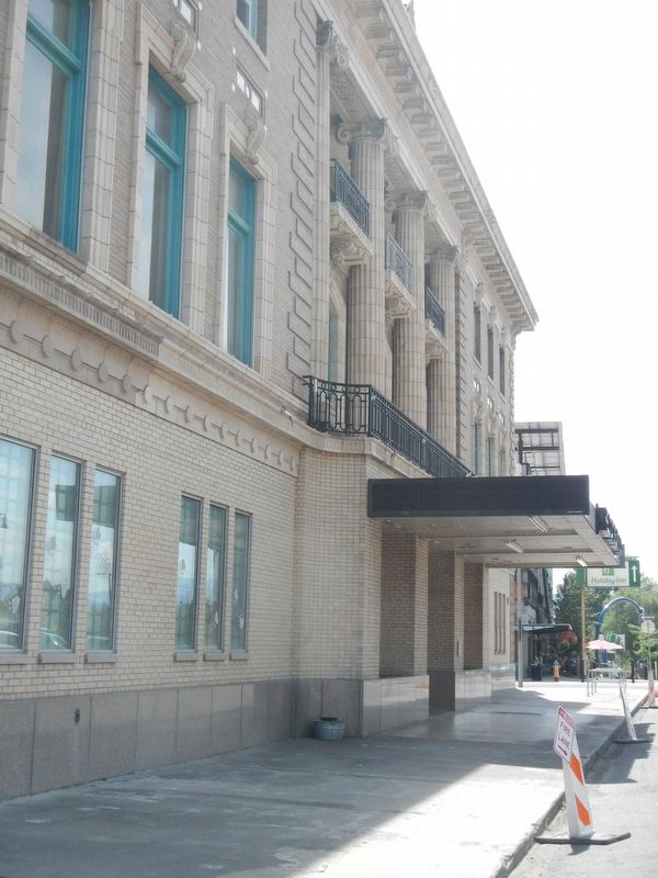 BPOE Lodge #383 Building and Marker image. Click for full size.