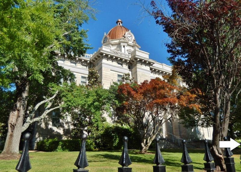 Lee County Courthouse (former) • <i>southeast corner<br>(marker just out of frame on right)</i>. Click for full size. Lee County Courthouse (former) • <i>southeast corner<br>(marker just out of frame on right)</i> image. Click for full size.