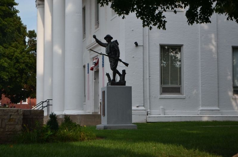 Wentworth World War Memorial moved to the Lafayette County Courthouse grounds image. Click for full size.