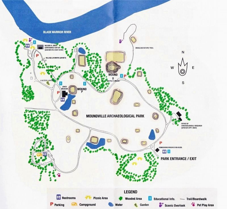 Map of Moundville Archaeological Park with Mound B at top center. image. Click for full size.