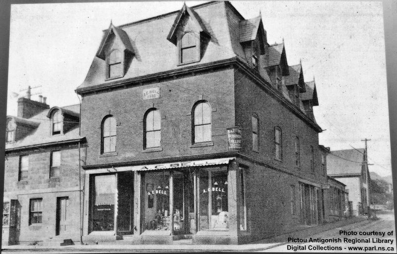 Marker detail: Original Adam Carr Bell Drug Store Building image. Click for full size.