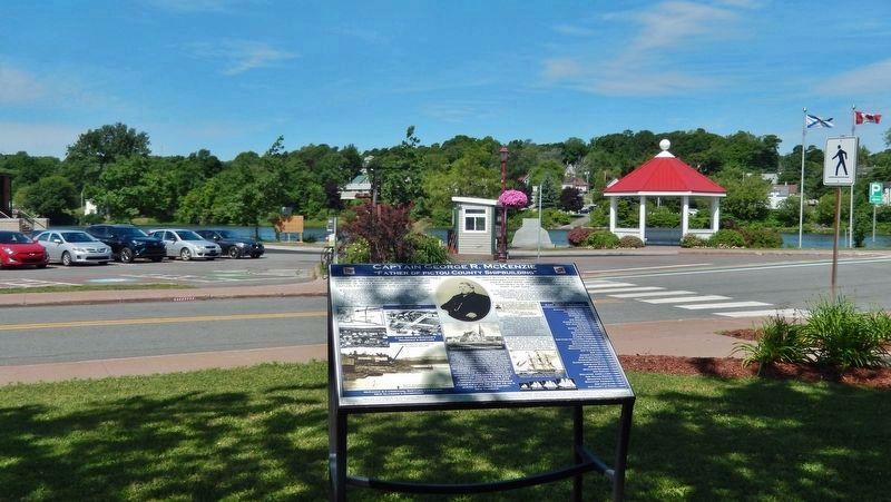 Captain George R. McKenzie Marker � <i>wide view<br>(Glasgow Street & East River in background)</i> image. Click for full size.