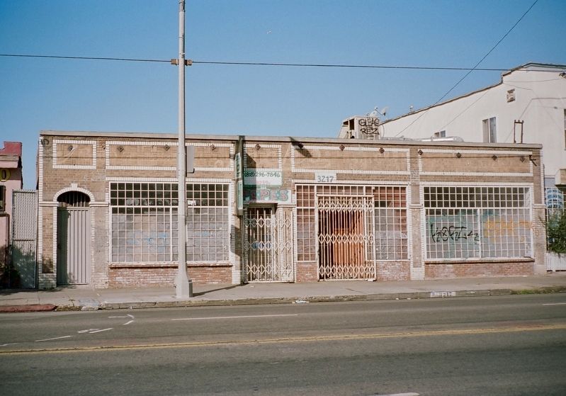 Before the building was demolished.. Click for full size. Before the building was demolished. image. Click for full size.