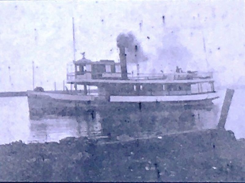 Photo Insert Right: The Harry Lee, c. 1900 – 1939 image. Click for full size.