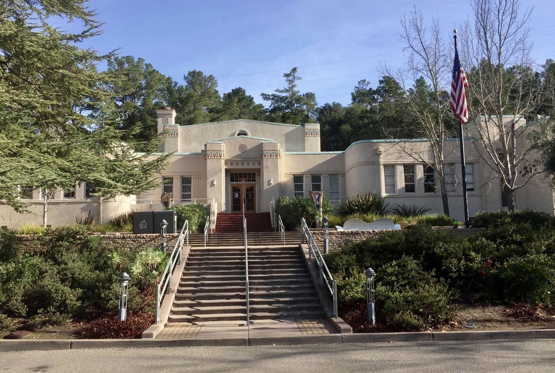 The former Orinda Union School image. Click for full size.