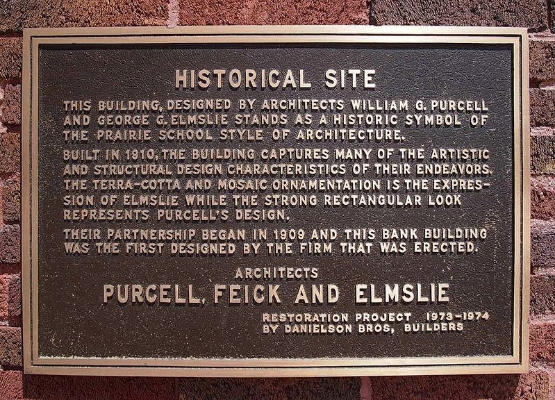 Close-up of marker. Click for full size. Close-up of marker image. Click for full size.
