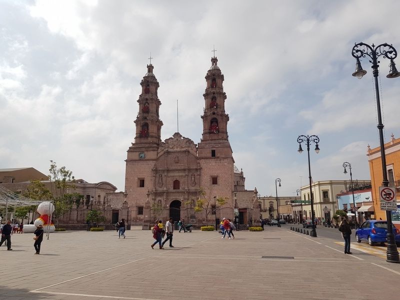 Aguascalientes Cathedral image. Click for full size.