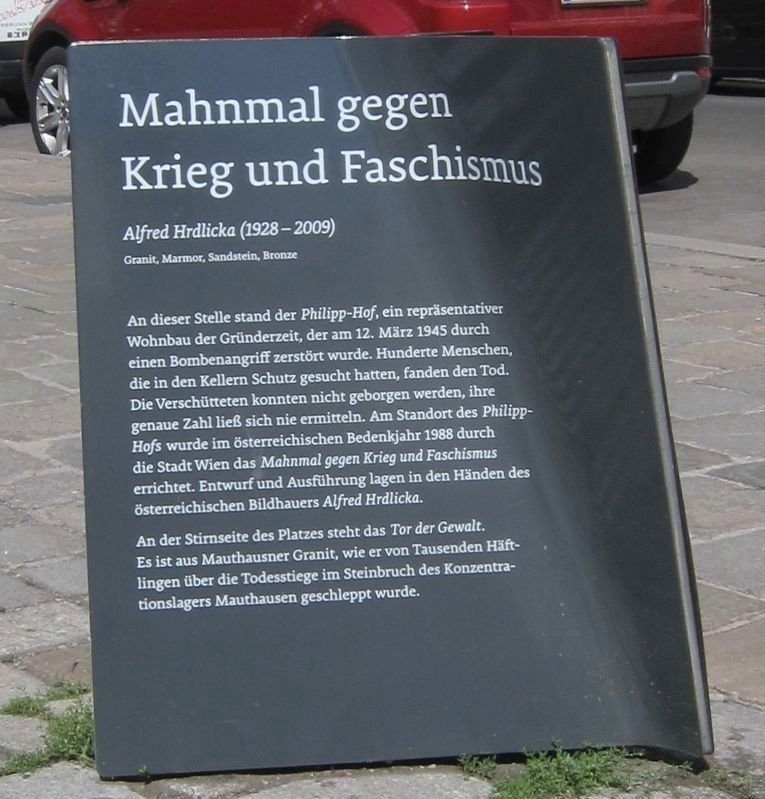 Mahnmal Gegen Krieg und Faschismus - German Version image. Click for full size.