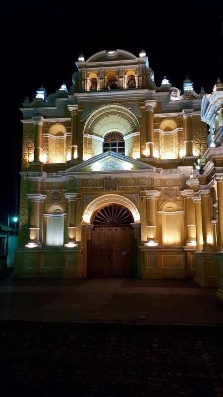 The San Pedro Church, seen at night image. Click for full size.