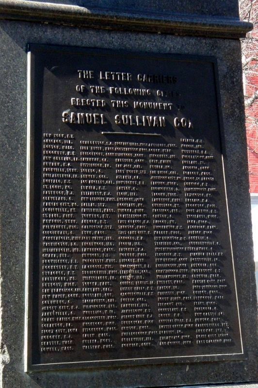 Letter Carrier contributers' commemorative plaque on the statue's base image. Click for full size.