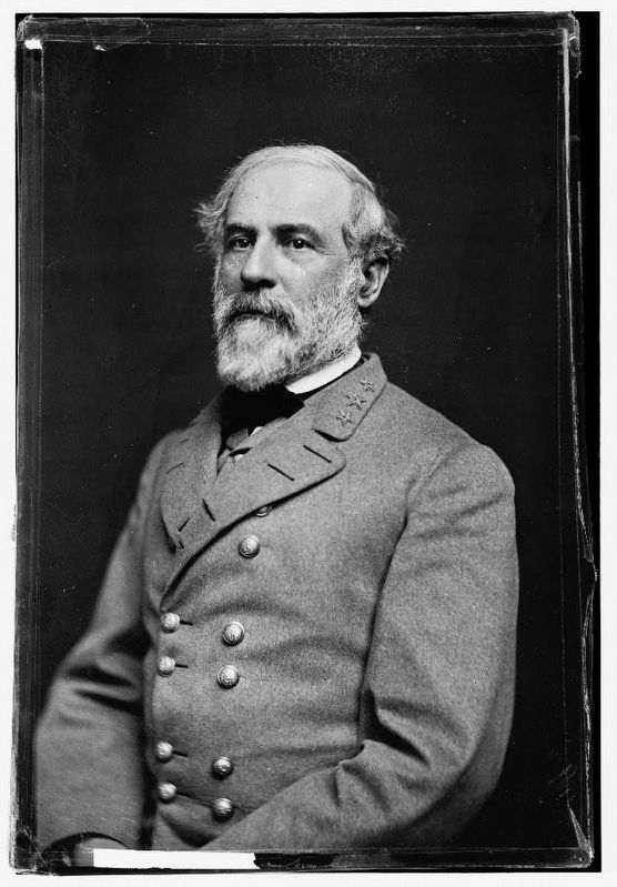 Portrait of Gen. Robert E. Lee, officer of the Confederate Army image. Click for full size.