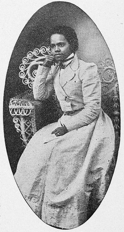 Miss Effie Waller image. Click for full size.