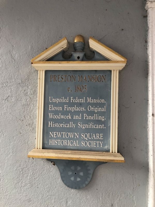 Additional plaque on the building image. Click for full size.