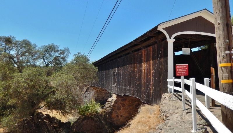 Knight's Ferry Bridge (<i>northeast corner view</i>) image. Click for full size.