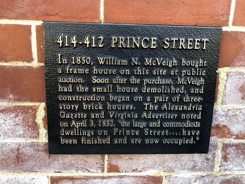 414-412 Prince Street Marker. Click for full size. 414-412 Prince Street Marker image. Click for full size.