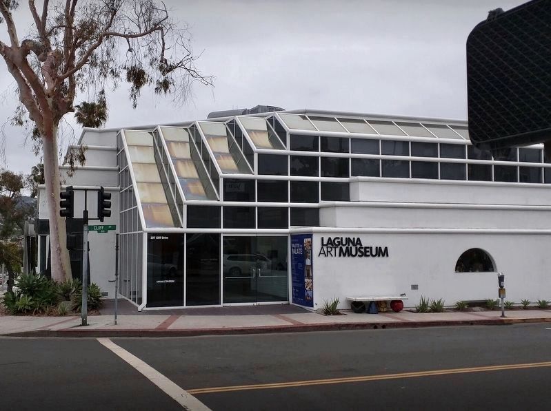 Laguna Art Museum image. Click for full size.