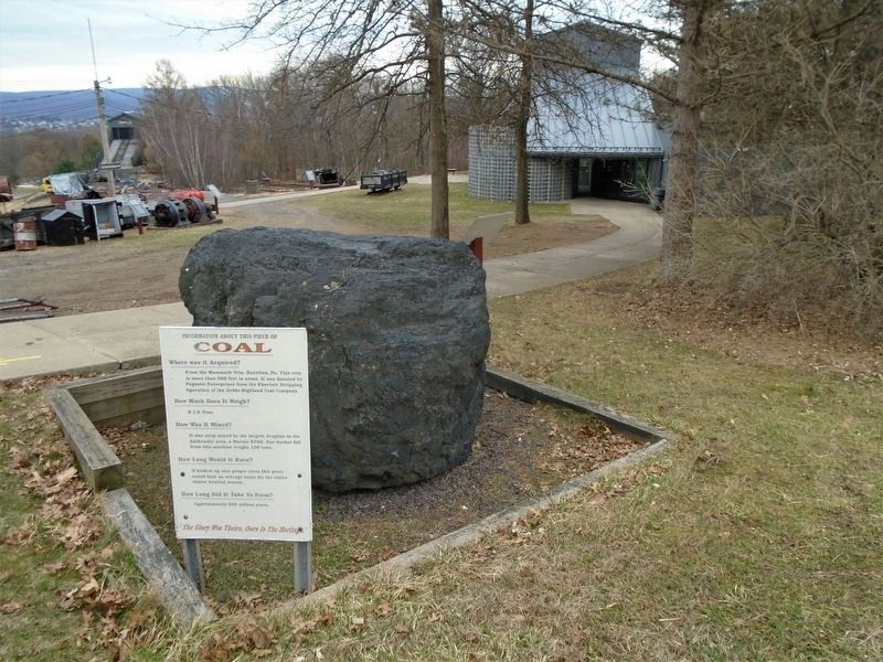 Information About This Piece of Coal Marker and Coal image. Click for full size.