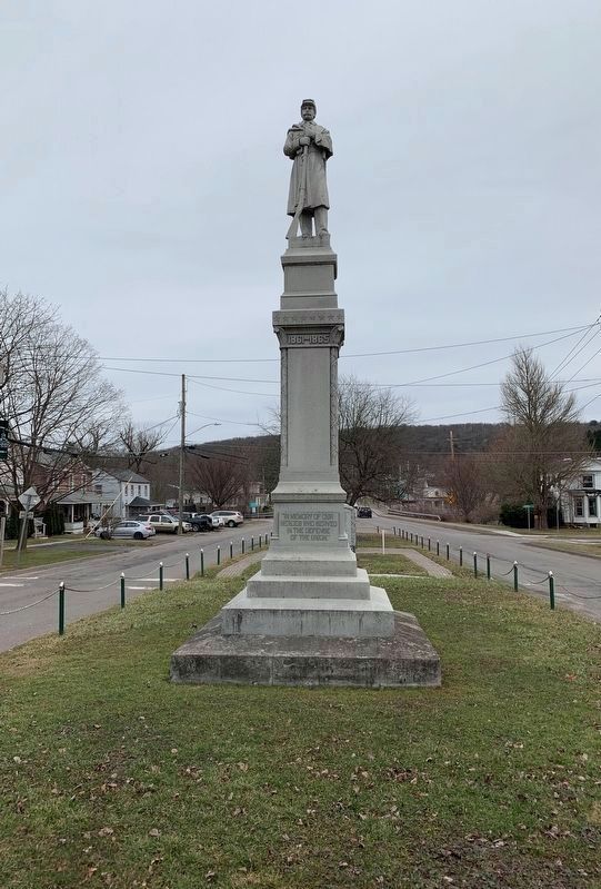 Greene Civil War Memorial. Click for full size. Greene Civil War Memorial image. Click for full size.