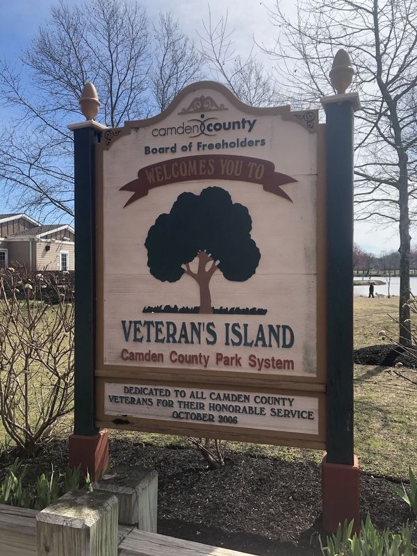 Veteran's Island Marker image. Click for full size.