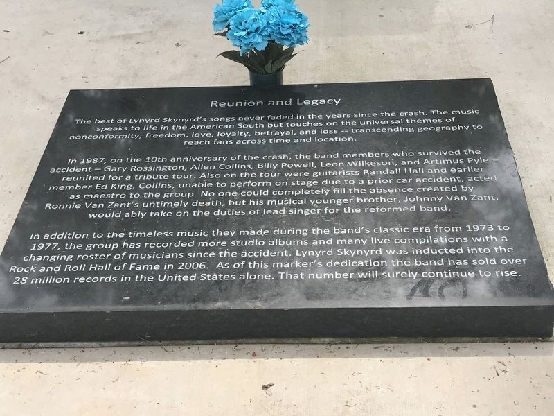 Lynyrd Skynyrd Crash Site Memorial image. Click for full size.