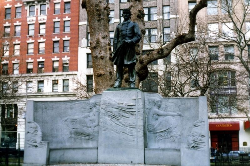 Admiral Farragut Monument image. Click for full size.