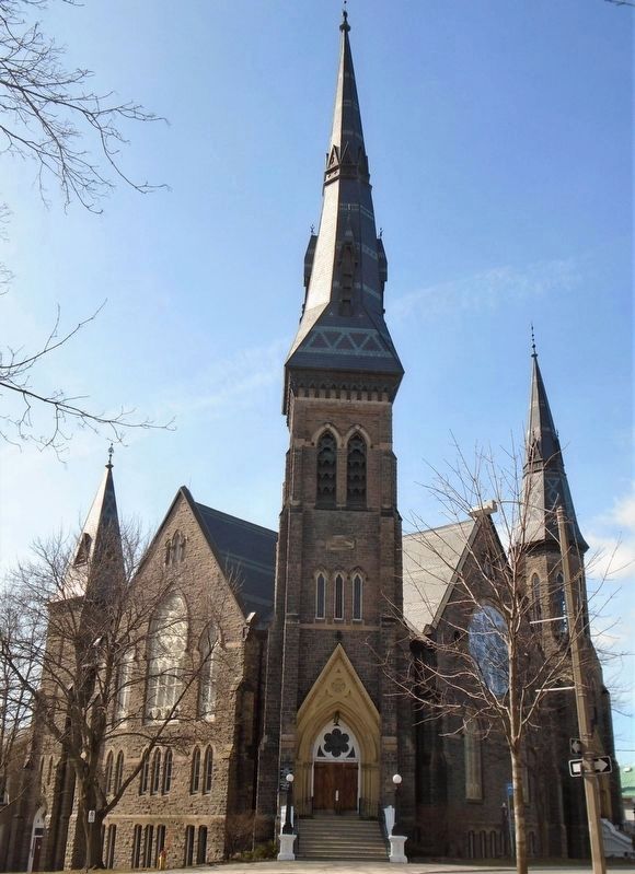 First Presbyterian Church and Markers image. Click for full size.
