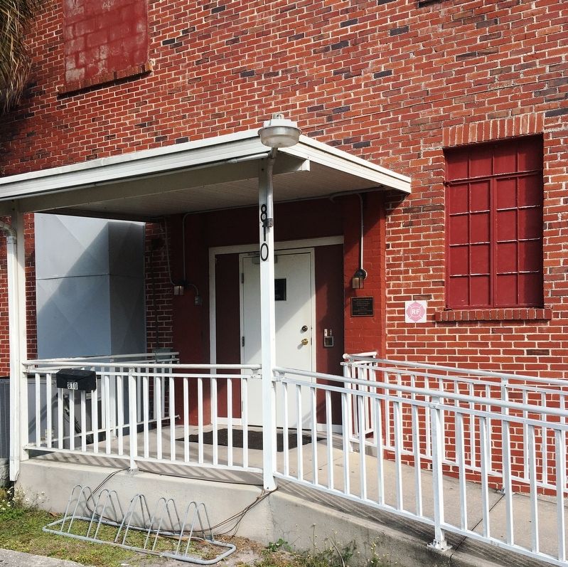The Palmetto Armory Marker image. Click for full size.