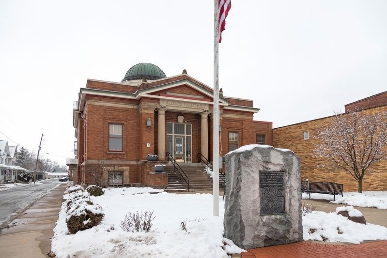 Civil War Veterans Monument at the Huron County Public Library image. Click for full size.
