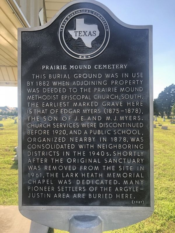 Prairie Mound Cemetery Marker image. Click for full size.