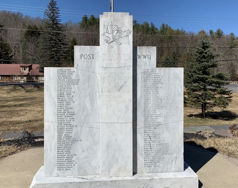 Town of Lexington War Memorial image. Click for full size.