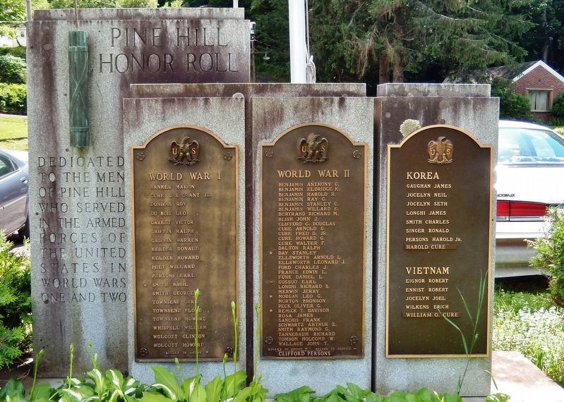 Pine Hill Honor Roll Memorial image. Click for full size.
