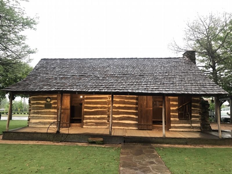 Torian Log Cabin and Marker image. Click for full size.