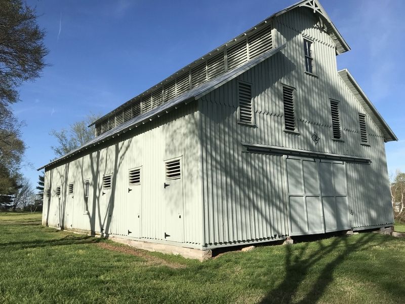 Clover Bottom Farm Horse Barn image. Click for full size.