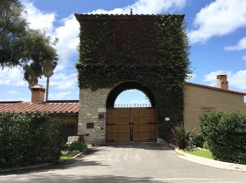 Harden Gatehouse and Marker image. Click for full size.