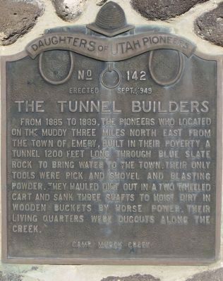 The Tunnel Builders Marker. Click for full size. The Tunnel Builders Marker image. Click for full size.