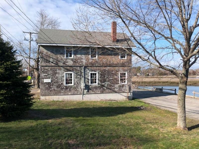 The nearby Engine House #1. Click for full size. The nearby Engine House #1 image. Click for full size.