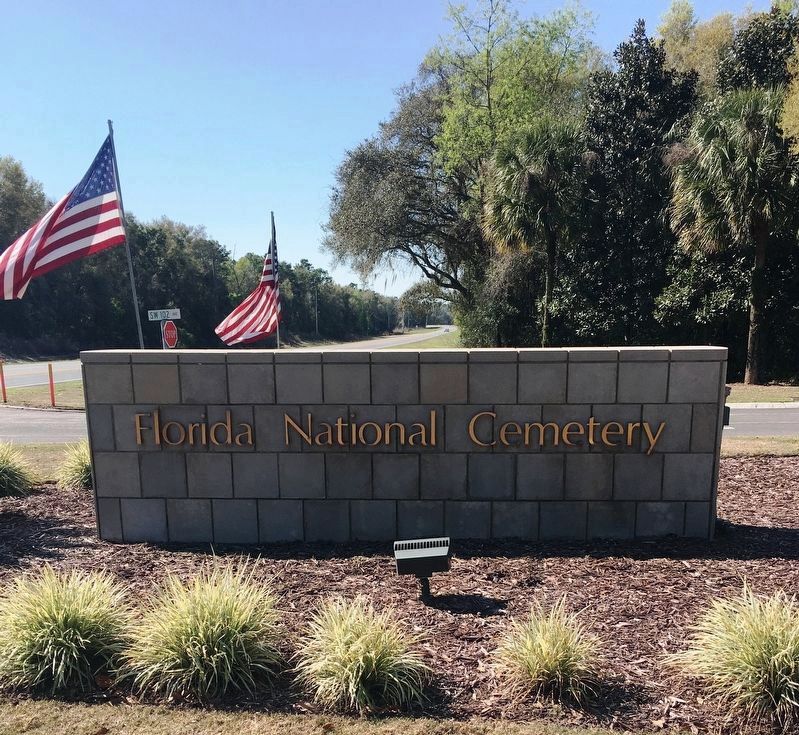 Florida National Cemetery Entrance image. Click for full size.