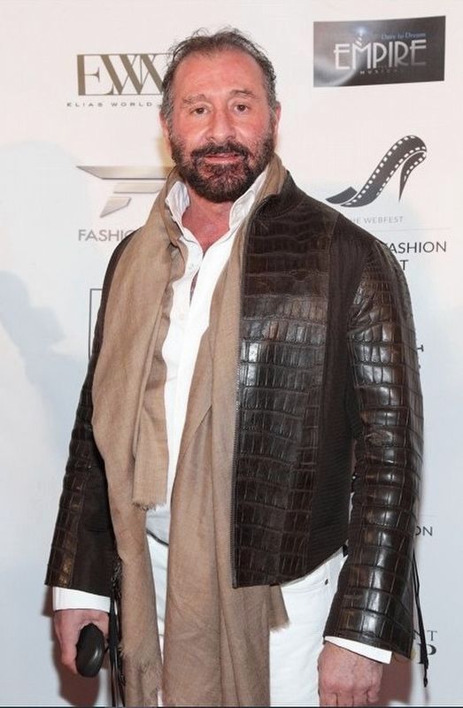Ralph Rucci image. Click for full size.